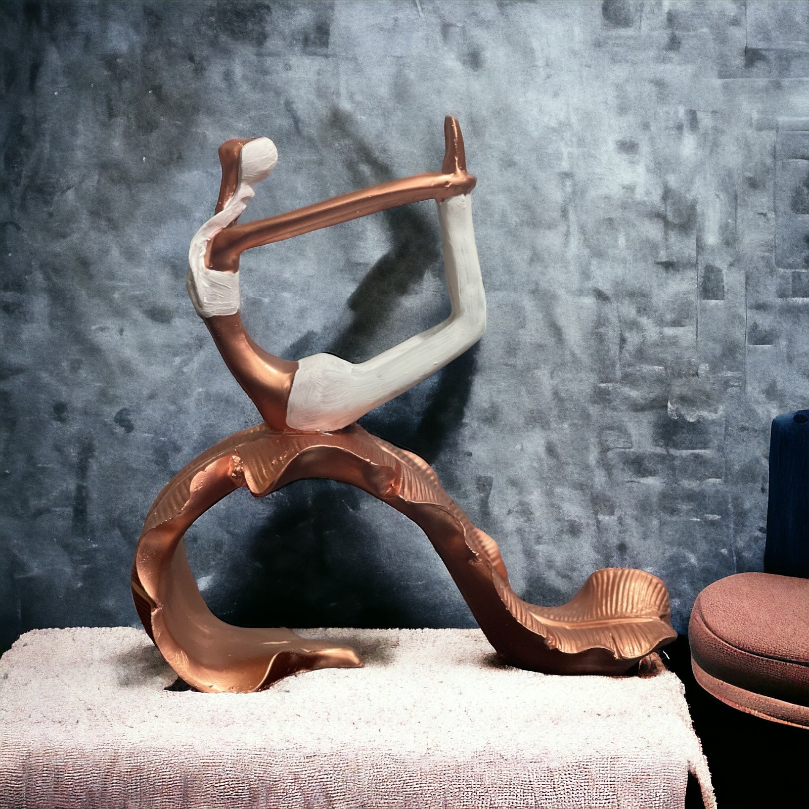Abstract Resin Yoga Girl Sitting on Leaf Statue Lady Figurine Home Decor H 21.5 cm
