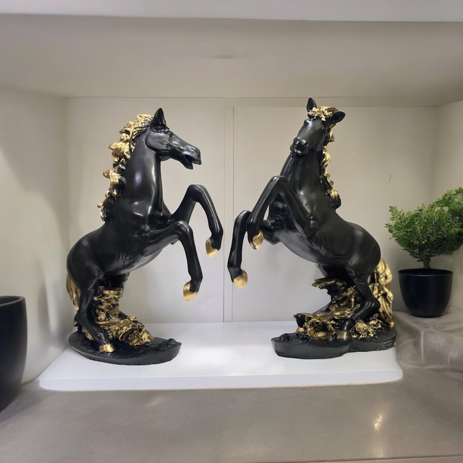 Horse Statue for Vastu, Victory Horses for Feng Shui and Vastu for Positive Energy H 29 cm
