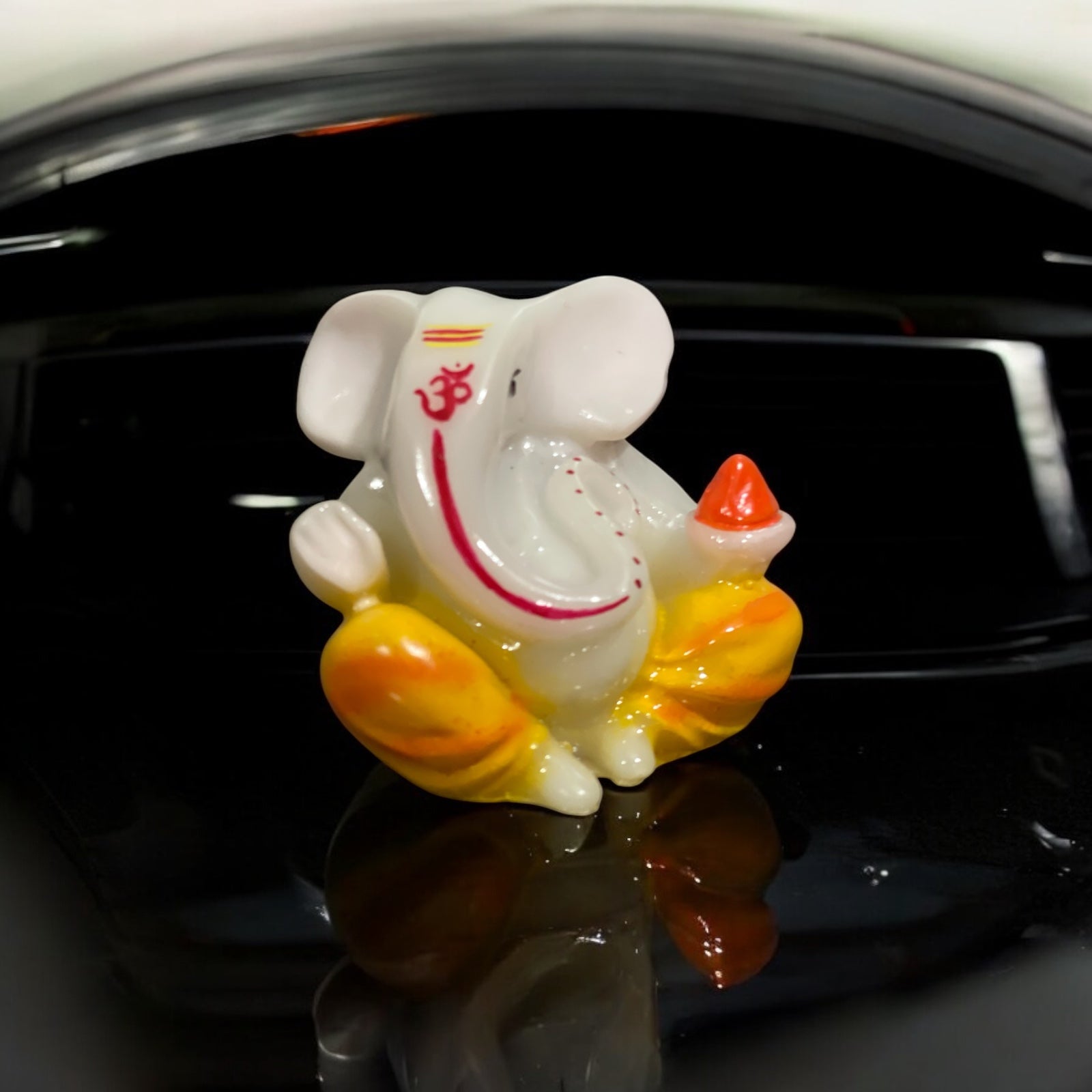 Lord Ganesh Idol For Car Dashboard Idol Gifting Office Puja Decor Height 6.5 cm