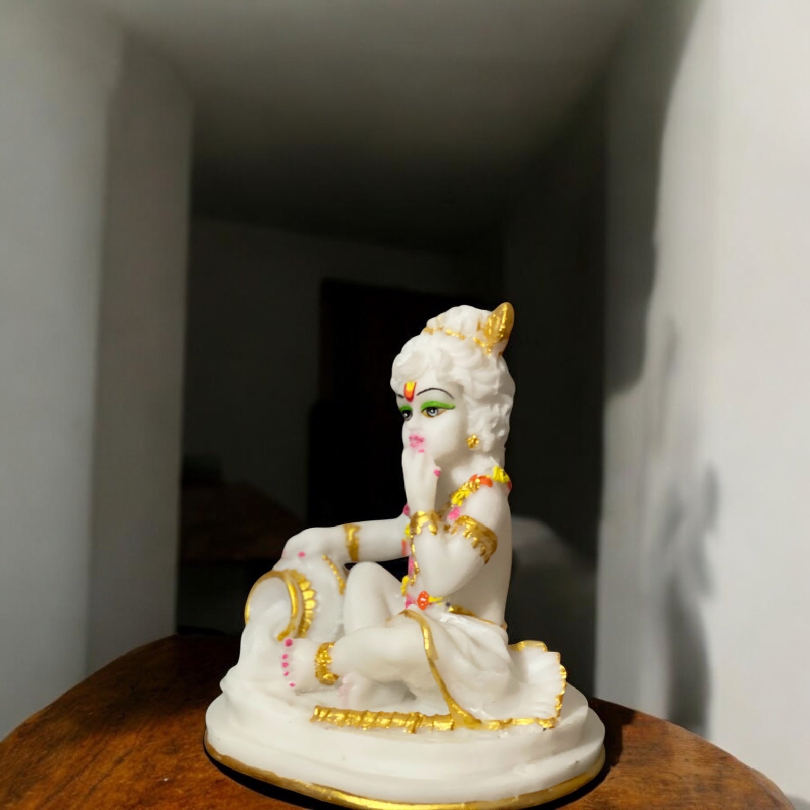 Makhan Chor Marble Krishan Statue, Height -19 cm